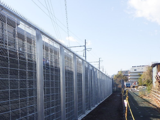 線路防護さく取替